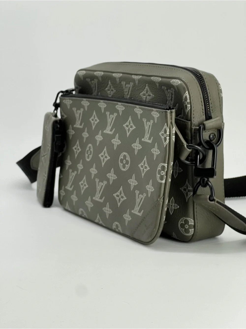 Louis Vuitton Trio Messenger Monogram Shadow Ink Green Bag